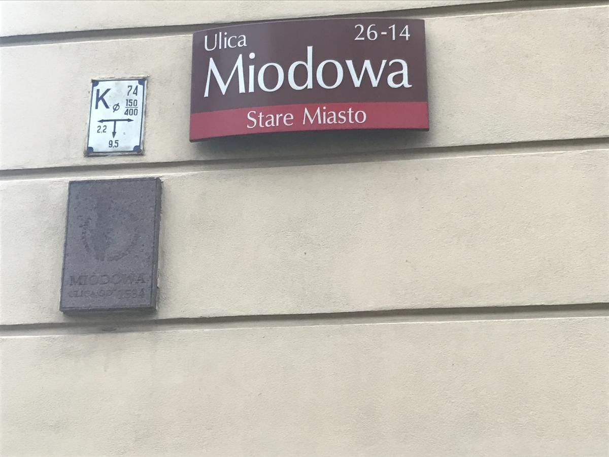 Apartament Stare Miasto Miodowa 26 Warszawa Zewnętrze zdjęcie