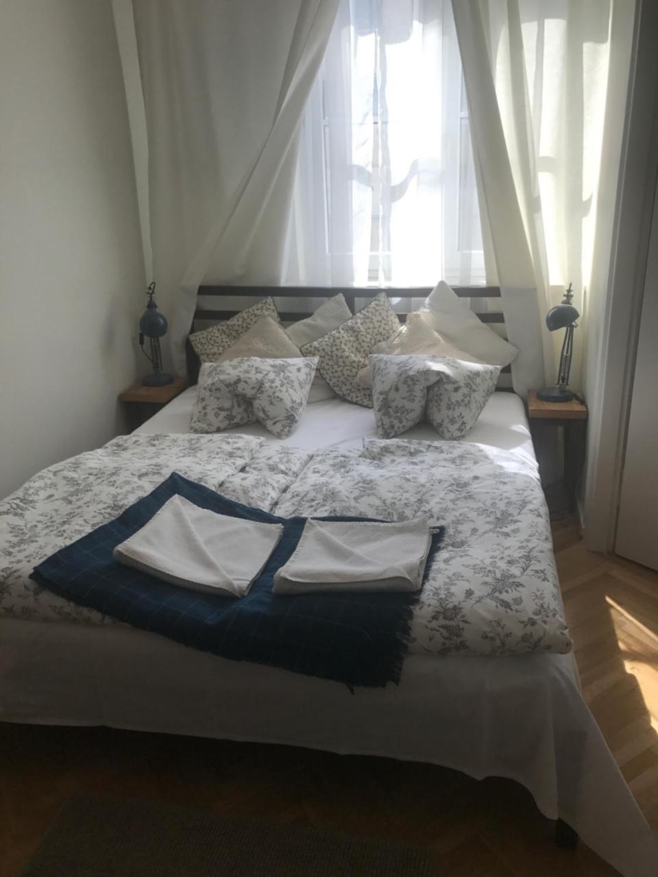 Apartament Stare Miasto Miodowa 26 Warszawa Zewnętrze zdjęcie